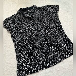 Black and cream Style & Co short sleeve blouse, size 4